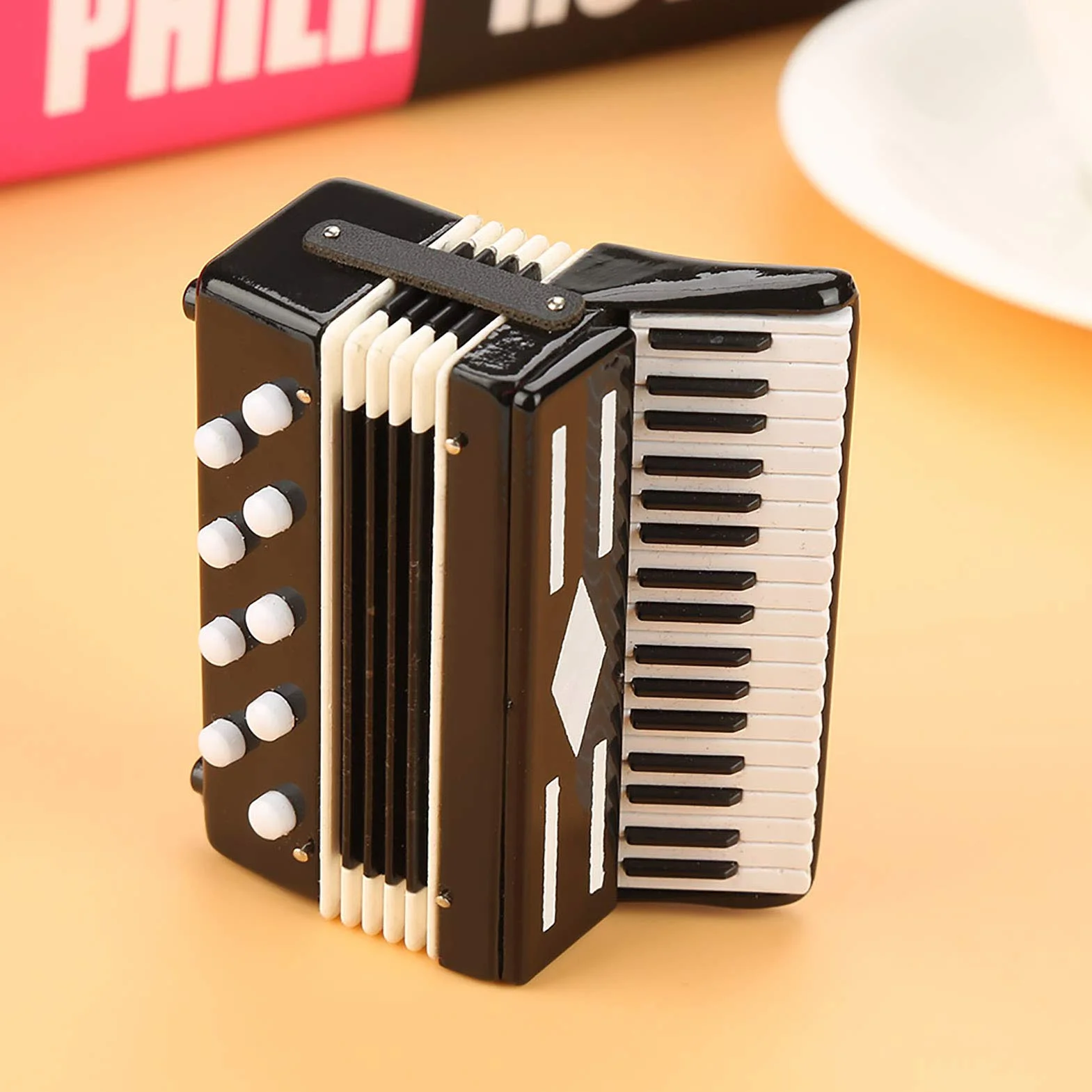 Dollhouse Musikinstrumente Miniatur Akkordeon Modell Display Mini Musical Ornamente Craft Home Decoration Akkordeon Geschenke Spielzeug & Spiele/Puppen & Accessoires/Puppenhaus