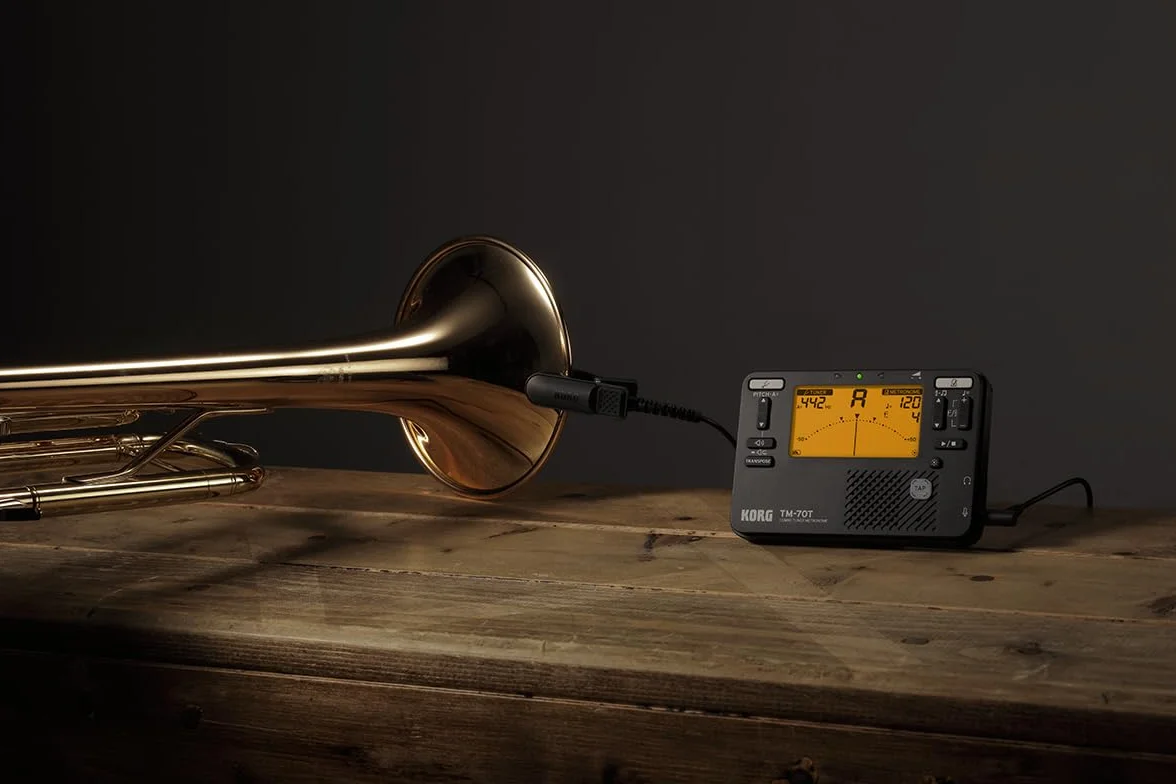 Korg TM70 Kombiniertes Metronom und chromatisches Stimmgerät – Schwarz