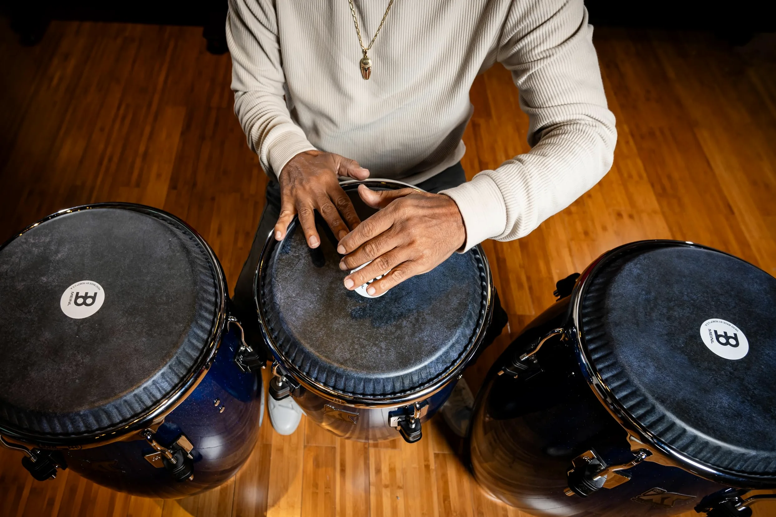 Meinl Percussion Remo Conga Head - Skyndeep Kalbfell für 11 Zoll Congas - TTR-Rim - Durchmesser 27,94 cm - Kalbfell, Schwarz (RTHEAD-11BK)