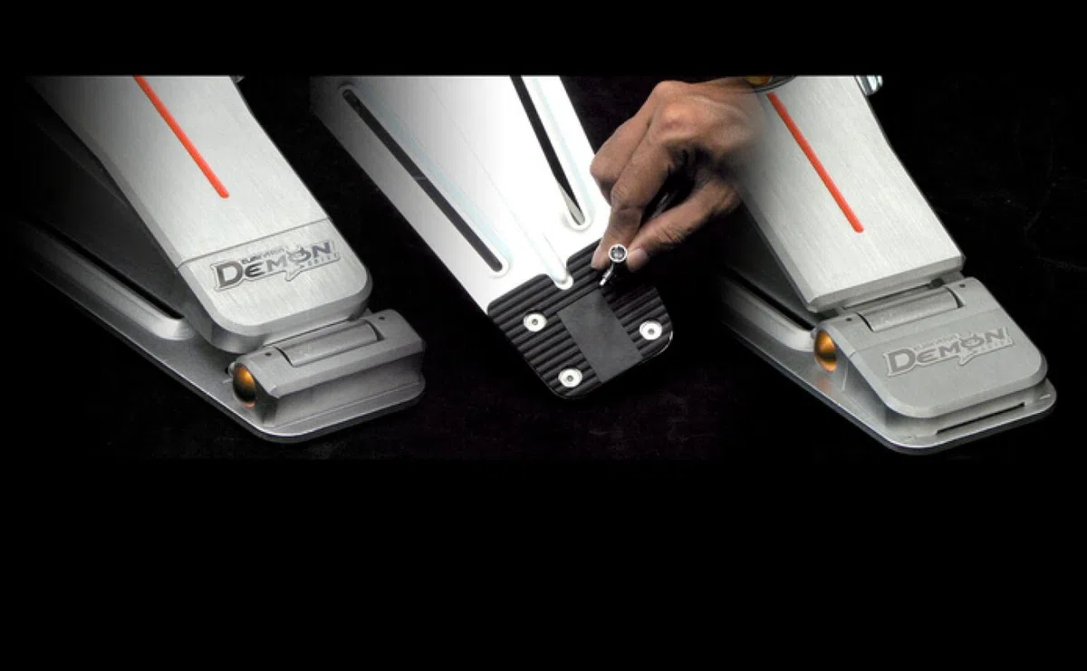 Pearl P3002D Eliminator Demon Drive Doppel-Bassdrum Pedal