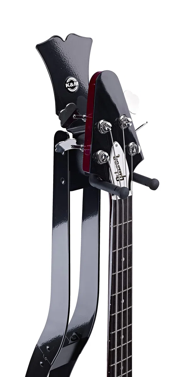 K&M 17640 Guitar Station L Schwarz Hochglanz - Gitarrenhalter, 112 cm Höhe - stabile Halterung für Gitarren und Bässe