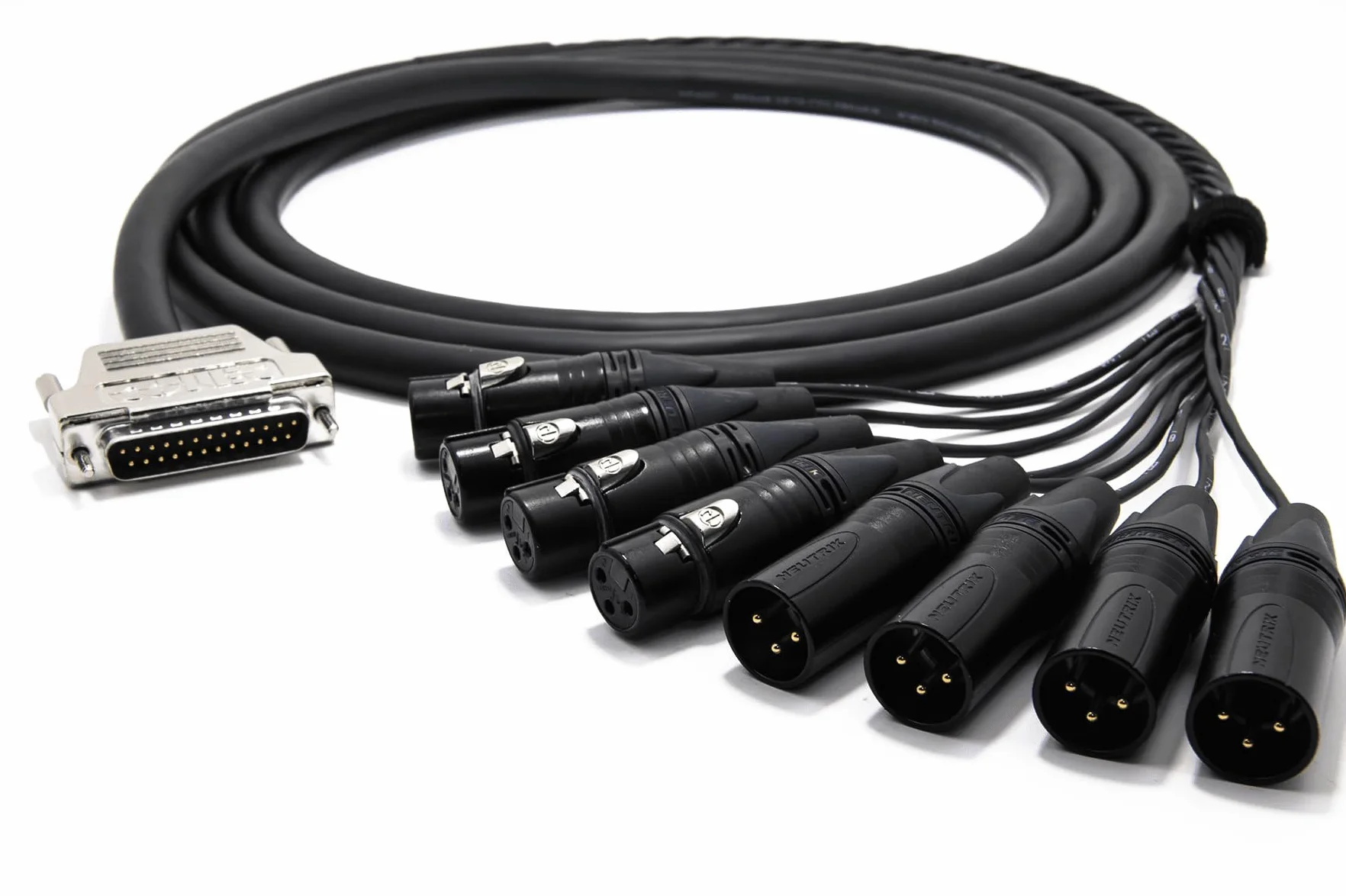 enoaudio Mogami 3162 8 Multicore Digital Kabel AES/EBU 110 Ohm Breakout | Gold D-Sub 25 - Neutrik XLR | HiFi, kompatibel mit Tascam Pinout, 2,0 m