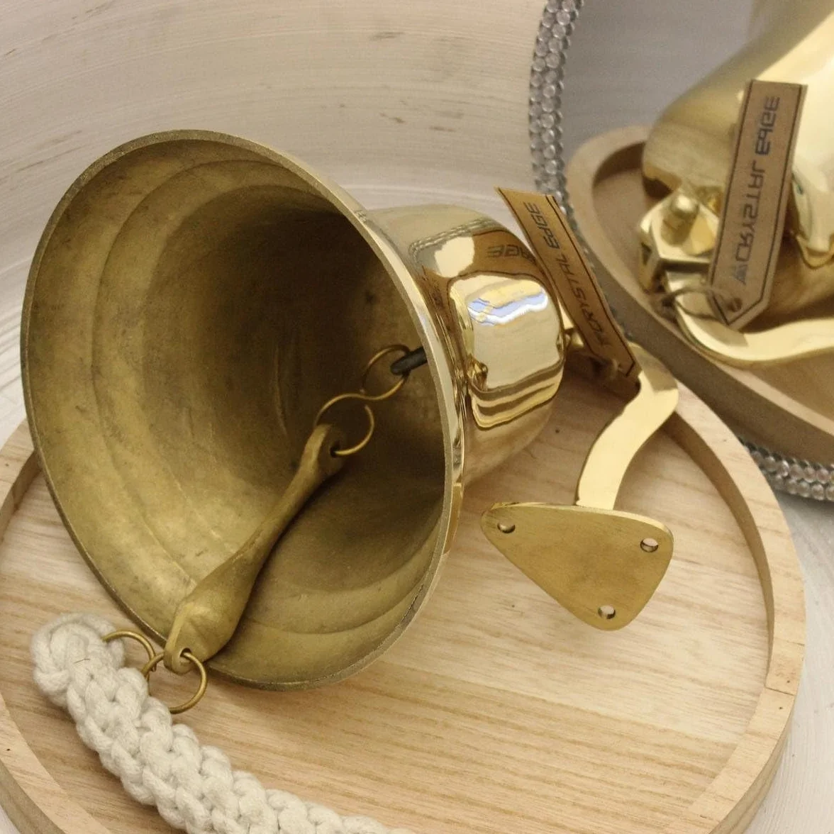 Medieval Replicas 7 " Voll Messing Versand Glocke mit Halterung - Türklingel