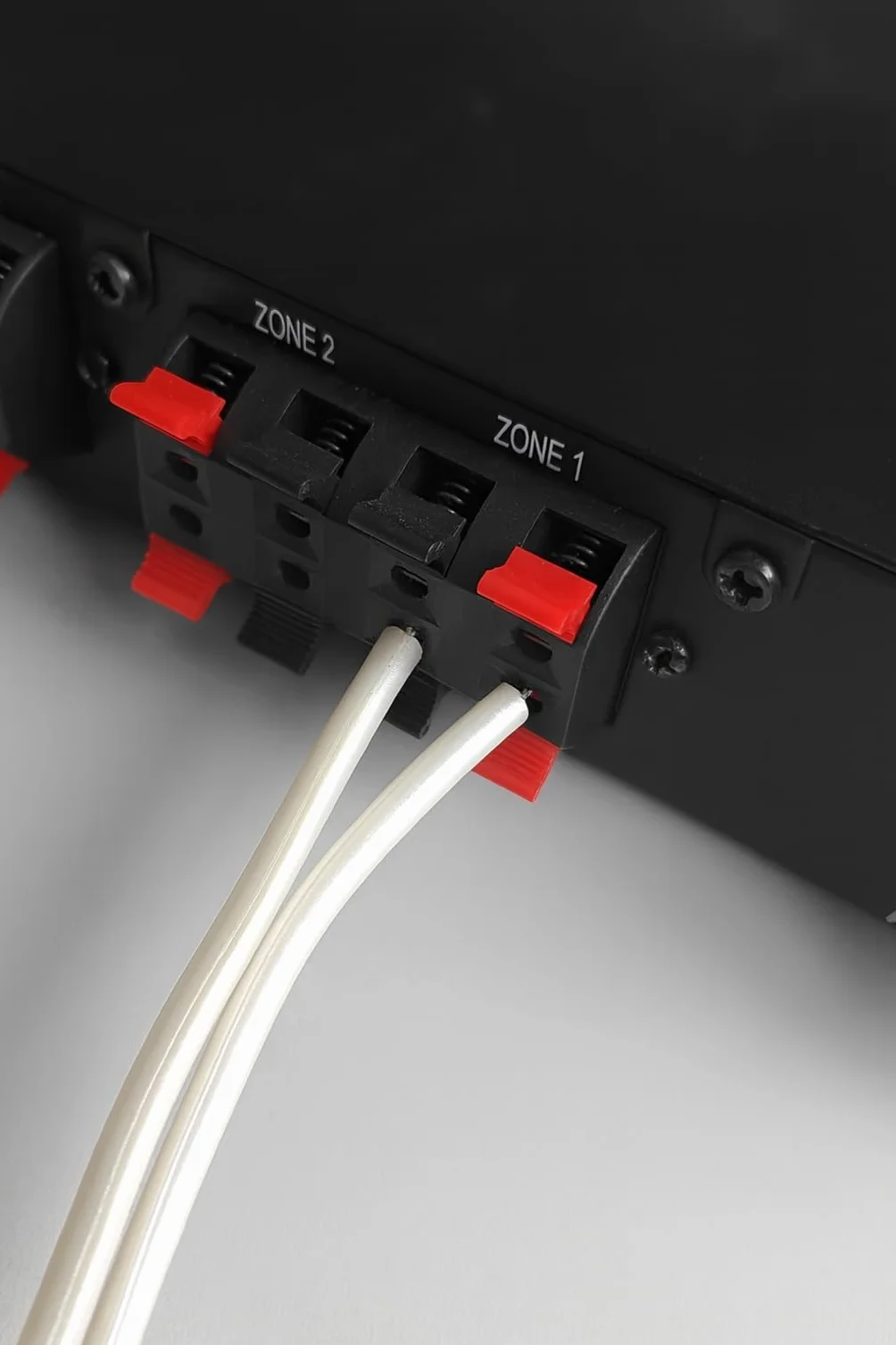System One SC4B Umschaltpult für 4 Paar Lautsprecher mit Lautstärkeregler