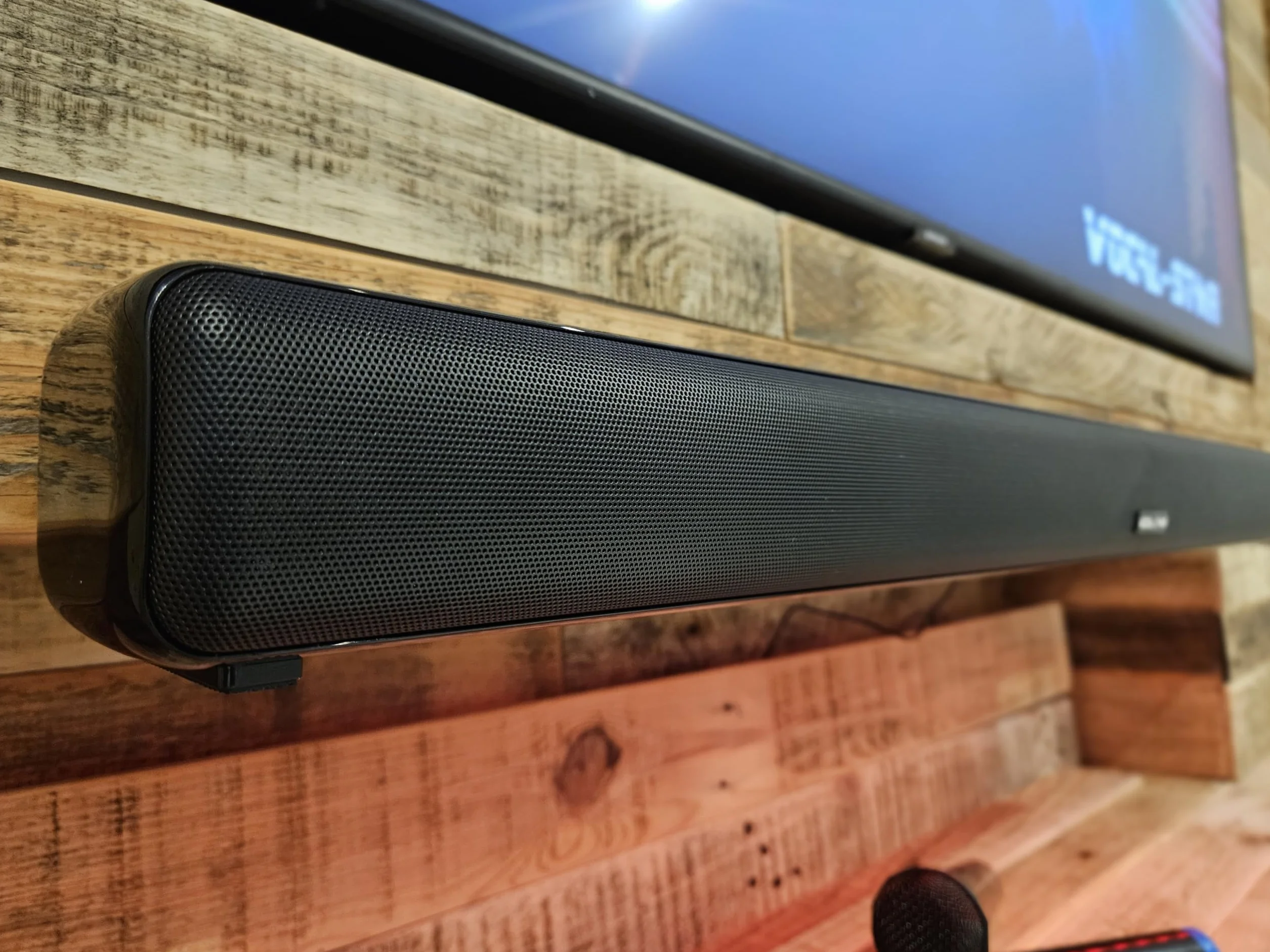 Vocal-Star Karaoke Maschine, Soundbar, 250w, 2 kabellose UHF Mikrofone, Wandhalterung, 9 RGBW Lichteffekte, Fernbedienung, HDMI ARC, BT, AUX, Optisch