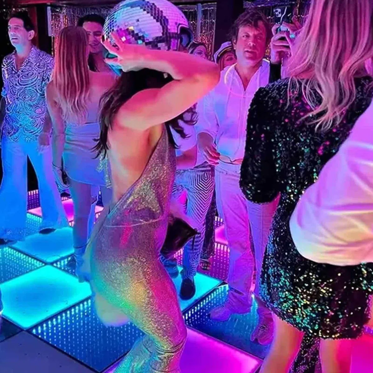 Discokugel Hüte, Disco Spiegel Hut, Glitzer Spiegel Glas Disco Ball Hut, DiscoKugel Spiegel Hut Mit Einziehbarem Sonnenschutz, Glas Disco Kugel Hut Für Club, Bühne, Bar(Silber)