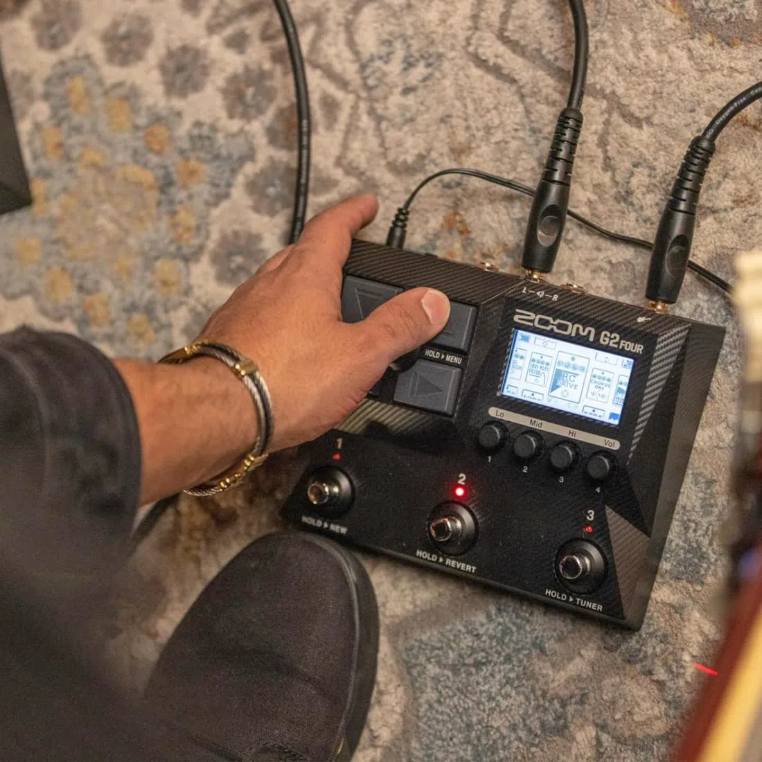 Zoom G2 Four Multi-Effekt-Gerät + Klinkenkabel