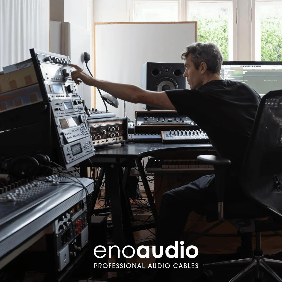 enoaudio Mogami 3162 8 Multicore Digital Kabel AES/EBU 110 Ohm | Gold DB25 DSUB D-Sub 25 | HiFi, kompatibel mit Tascam Pinout, 1,0 m
